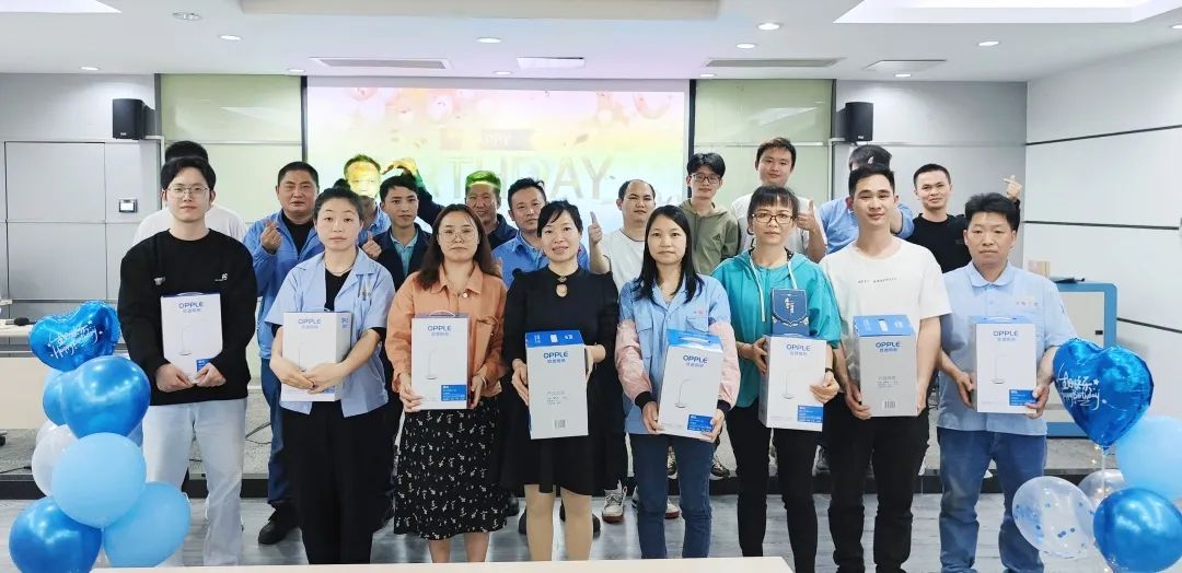 以生日之名，与你相伴