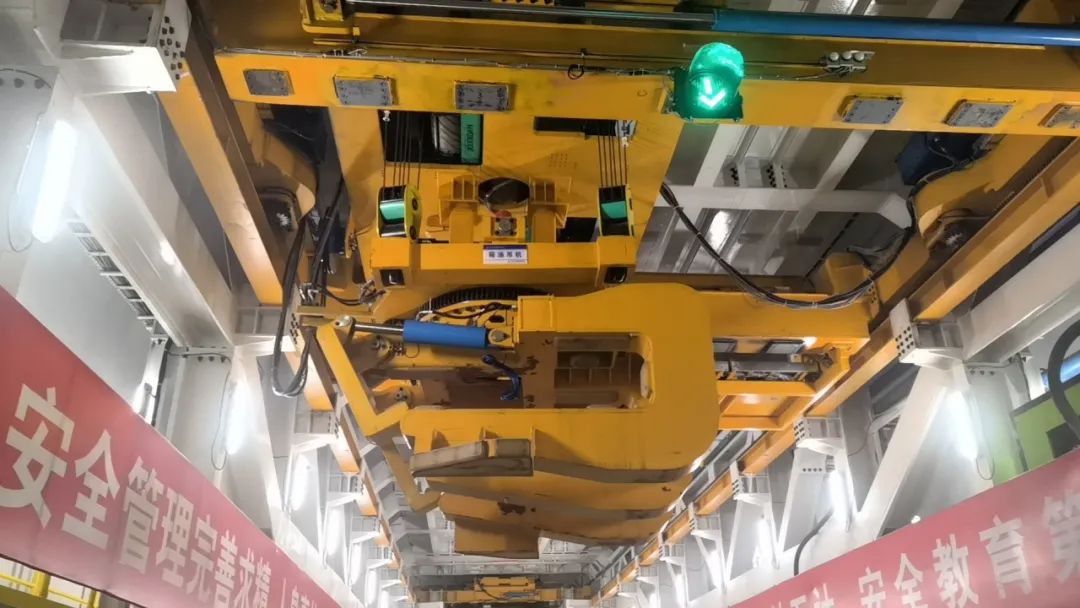 匠心制造 PA旗舰厅官网UNI800助力大国重器钢铁“穿山甲” 匠心制造 PA旗舰厅官网UNI800助力大国重器钢铁“穿山甲”